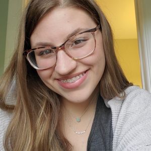 Meet your Posher, Hannah